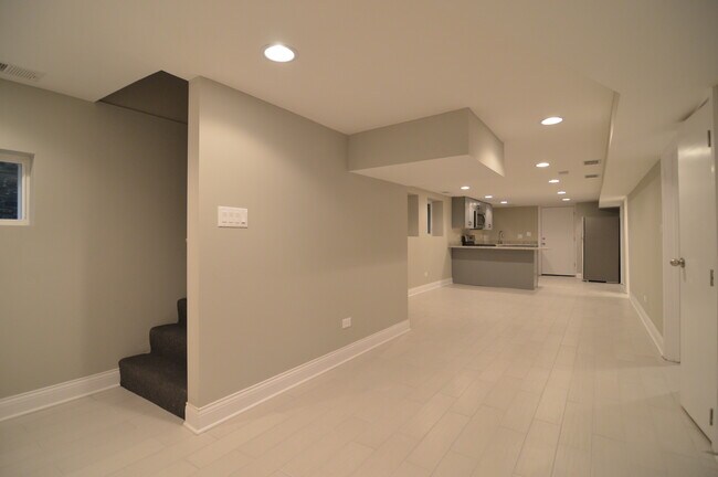 Photo - 5747 N Talman Ave