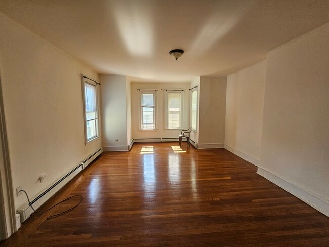 Living room view 1- (Furniture not included) - 270 E Prospect Ave Unit 2W