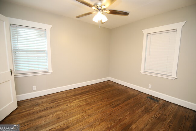 Photo - 112 Saynor Cir
