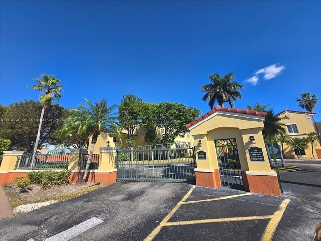 Building Photo - 12605 SW 91st St Unit 112