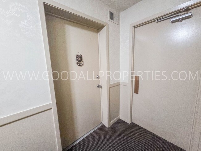 Photo - 2 Bed, 2 Bath Condo with Pool Access in Clive Unit 6