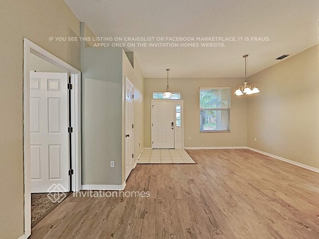 Photo - 6138 36th Ln E