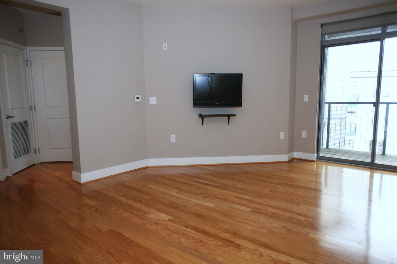 1800 Wilson Blvd Apartment For Rent in Arlington, VA