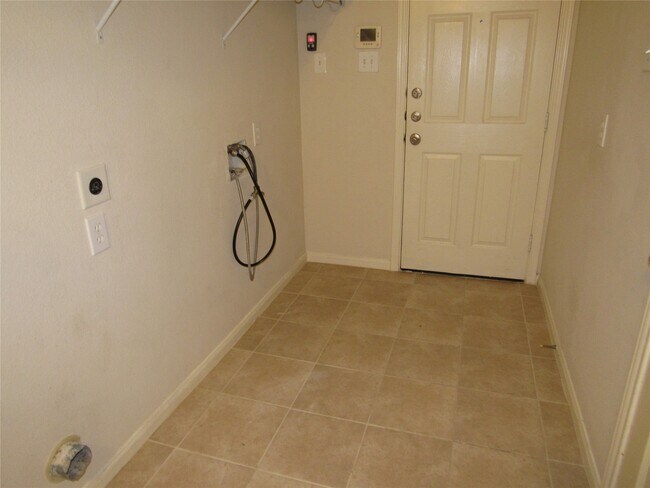 Photo - 6338 Applewood Forest Dr