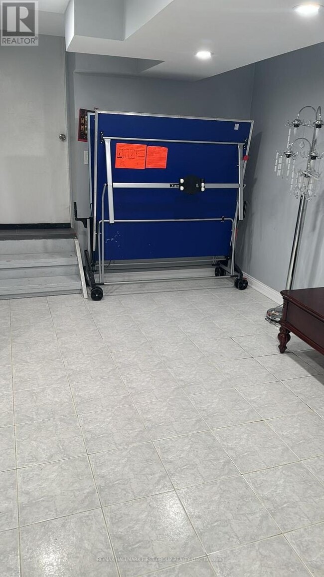 Photo - 198 Coppard Ave