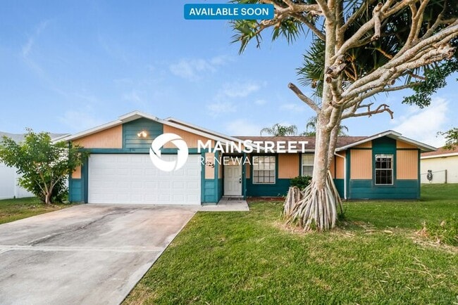 Building Photo - 3 Bedroom Pet-Friendly Home in Cape Coral,...