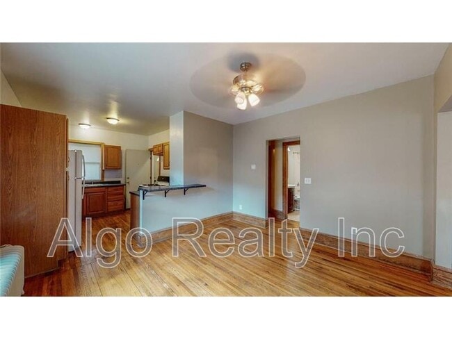 Photo - 609 Snelling Ave N