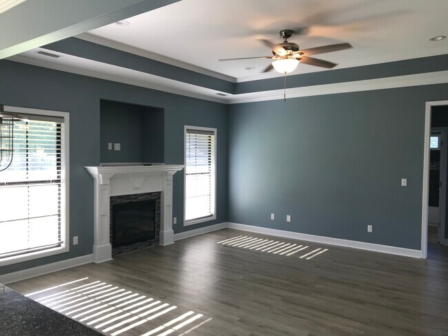 Photo - 4639 Headland Ave