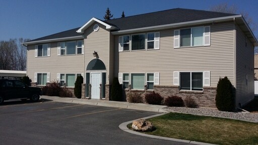 Country Lane Apartments