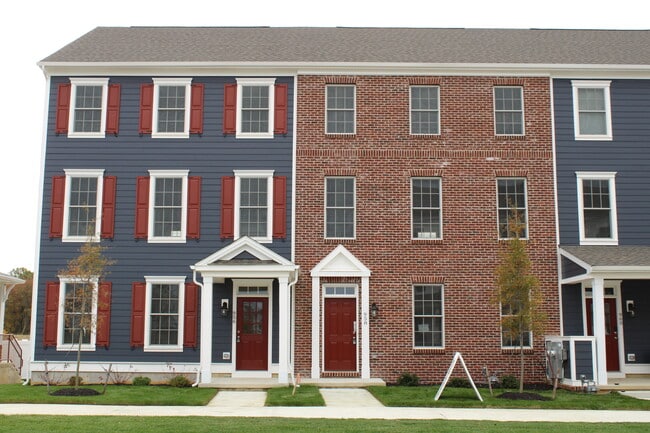 Photo - 956 Lorewood Grove Rd Townhome