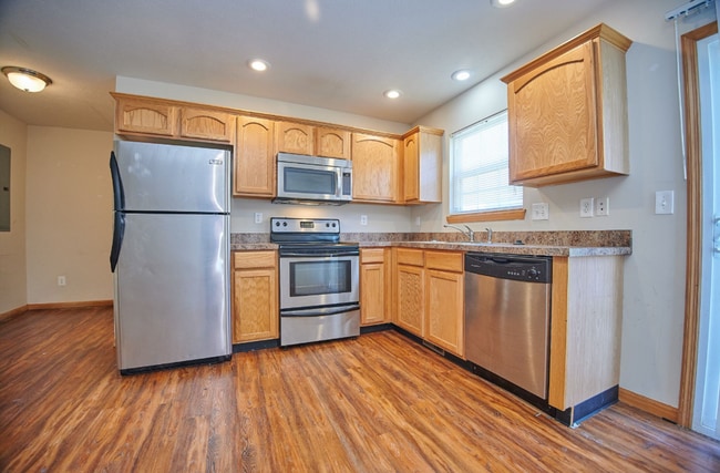 Building Photo - The Ridge at Cross Lanes Rental