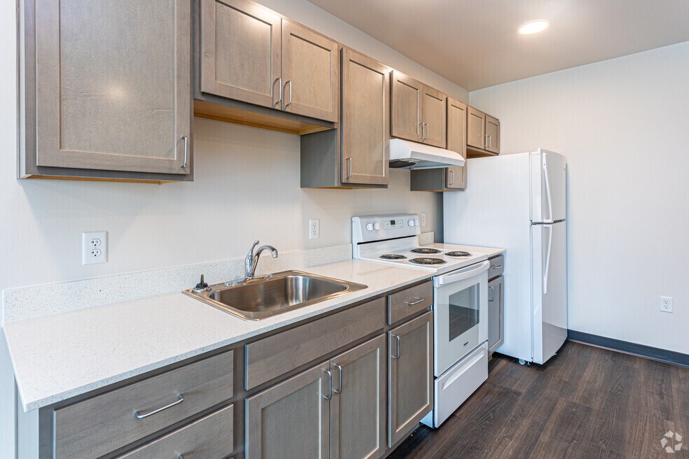 1BR, 1BA - 491SF