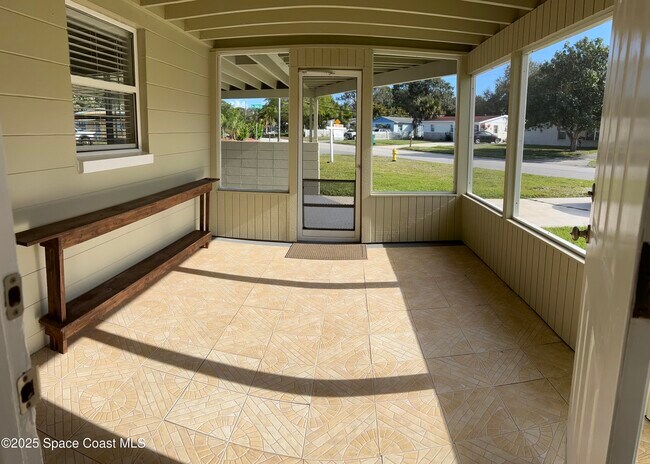 Photo - 4128 Duke St