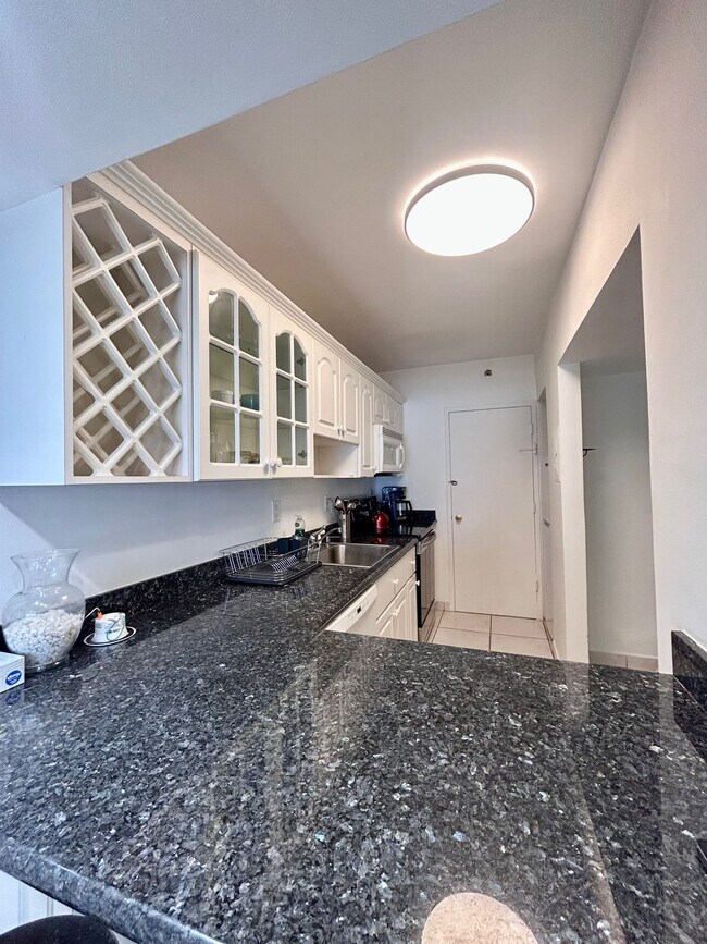 Photo - 100 Lincoln Rd