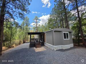 Building Photo - 2800 S White Mountain Rd Rental