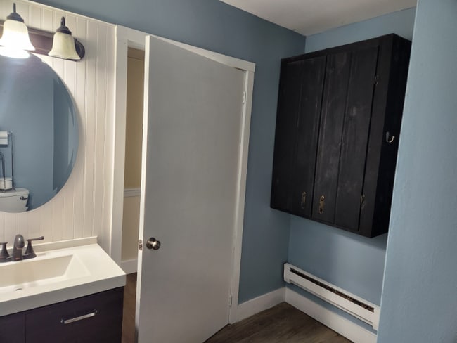 Photo - 17 Shepherd Rd Unit B