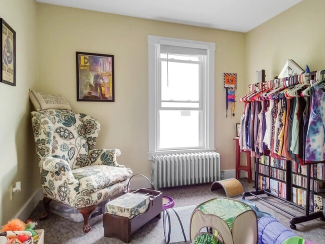 Photo - 14 Swan St Unit 2