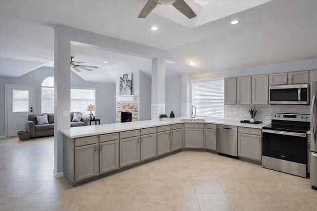 Photo - 1803 W Welsford Dr