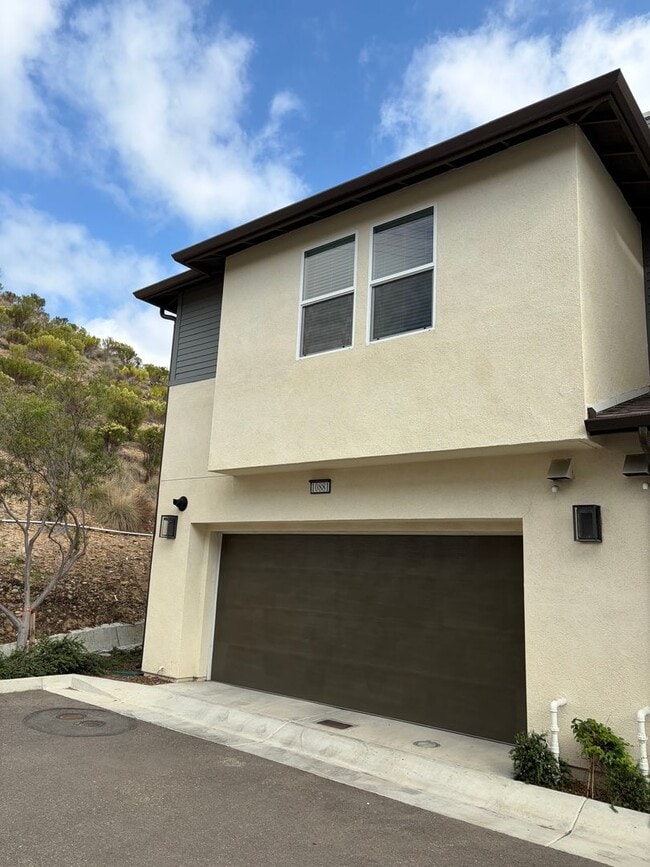 Building Photo - 10881 McCan Ct