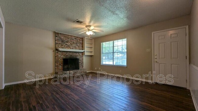 Photo - 3302 Keller Rd