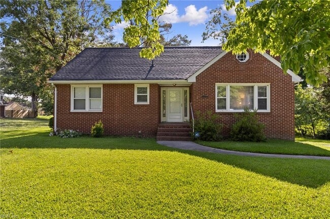 Building Photo - 2220 Rodgers St