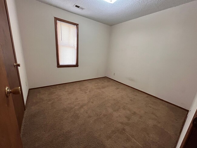 Photo - Cute 2 Bedroom 1 Bath