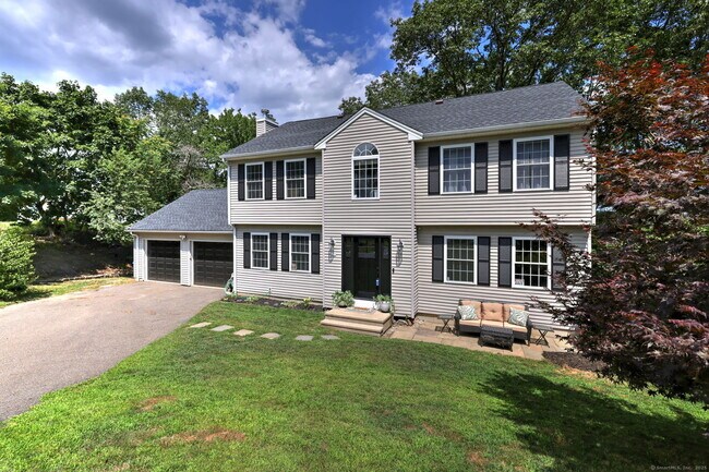 Photo - 28 Edgewood Ave