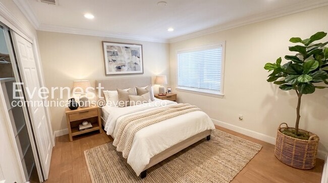 Photo - 1111 Madera Ave