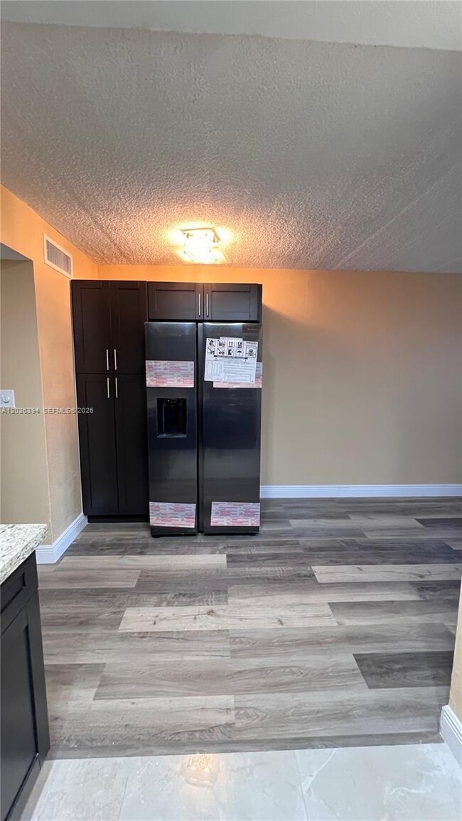 Photo - 301 NW 177th St Unidad 126