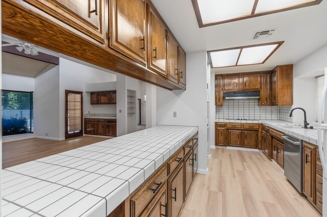 Photo - Amazing Home for Rent