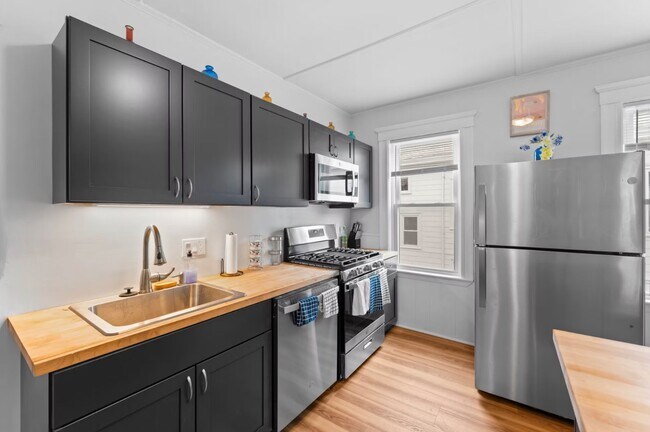 Photo - 29 Harbor St