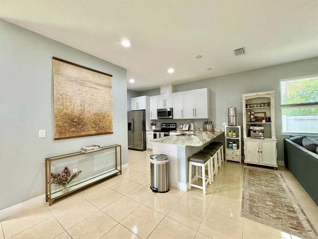 Photo - 8424 N Packwood Ave