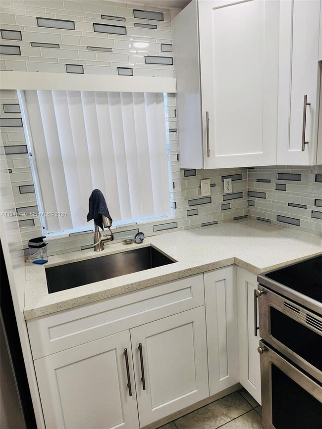 Photo - 4101 NW 26th St Unit 258