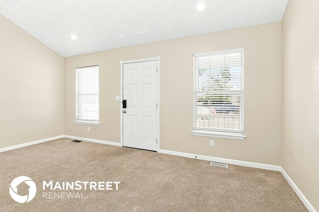 Photo - 10414 Pebblestone Cir