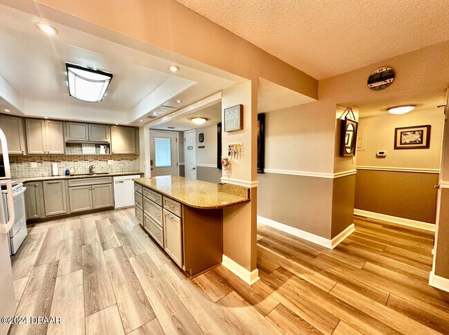 Photo - 4590 S Atlantic Ave Unit 154