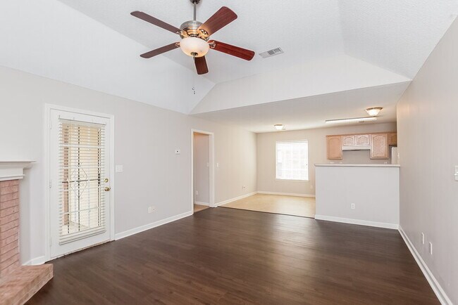 Photo - 1106 Cross Wood Ln