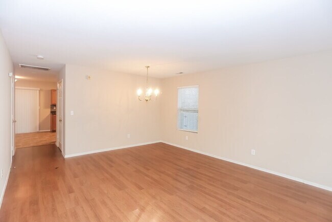 Photo - 9403 Swallowtail Ln