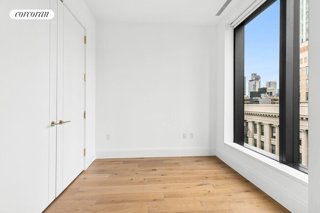 Photo - 30 E 29th St