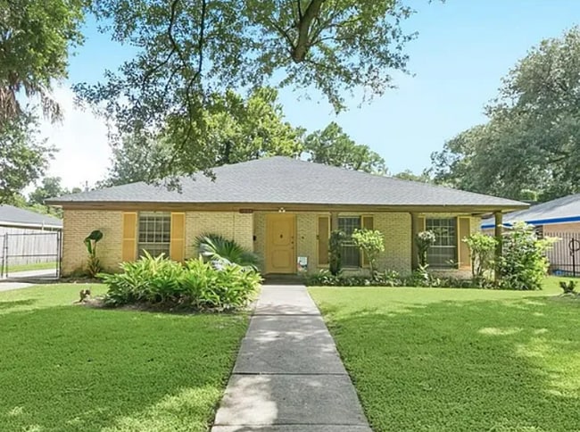 Photo - 5933 Dover Pl