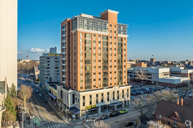 Z West Apartments