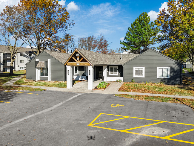 Clubhouse - Rock Ridge Commons Apartments