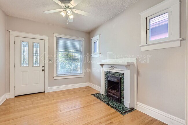 Photo - 4351 Umatilla St