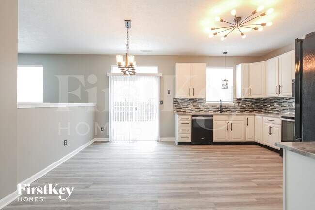 Photo - 10498 Wintergreen Way