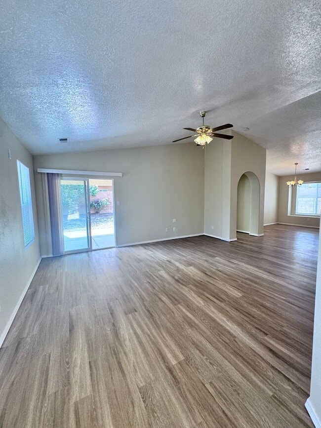 Photo - 3 bed 2 bath home in Los Lunas