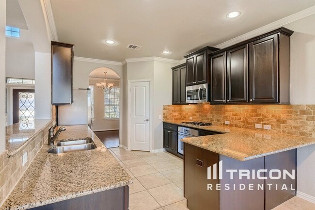 Photo - 1913 Colony Glen Ln