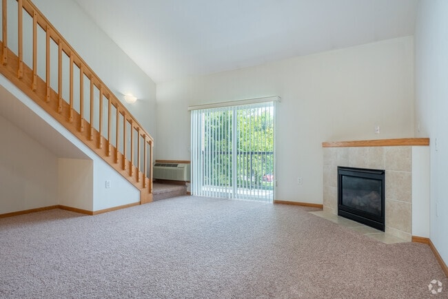 1BR, 1BA - 850SF - Living Room