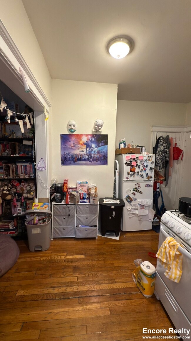 Photo - 58 Queensberry St Unit 3