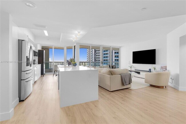 Photo - 21055 Yacht Club Dr Unit 2203