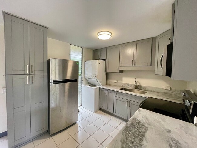 95-045 Waikalani Dr