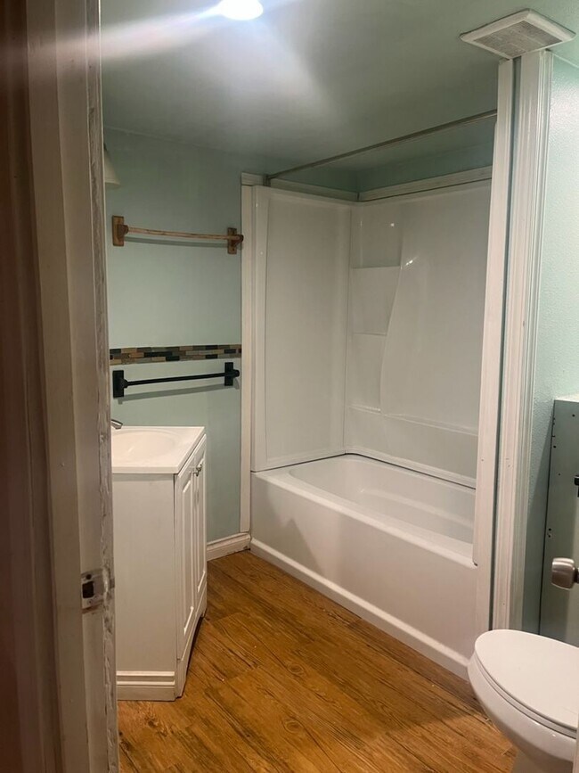 815 E 8th Ave Unit 3